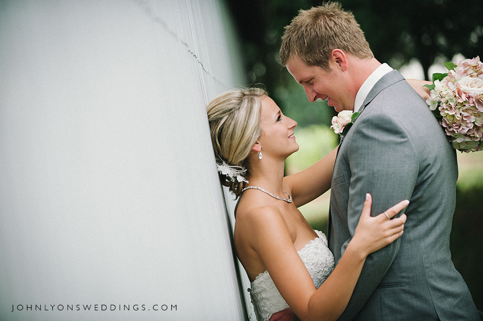 windsor-chatham-wedding-photogtrapher-andrea-kevin-0009