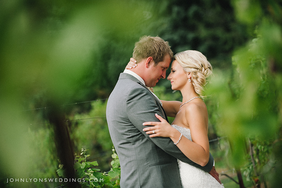 windsor-chatham-wedding-photogtrapher-andrea-kevin-0018