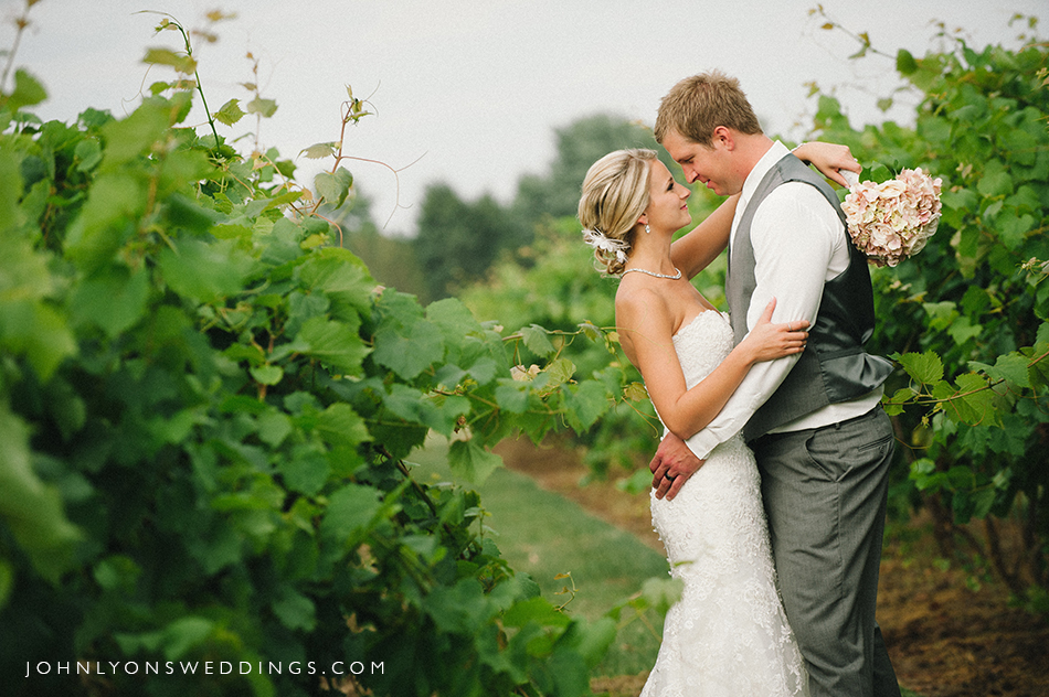windsor-chatham-wedding-photogtrapher-andrea-kevin-0023