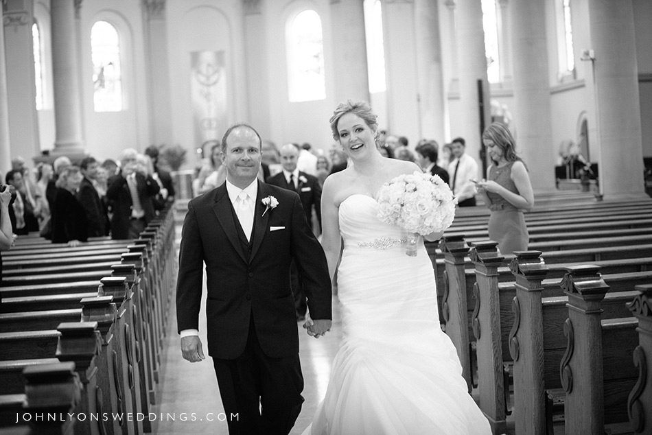 Chatham, Ontario Wedding Photographer, Chatham Armouries Weddings (22)