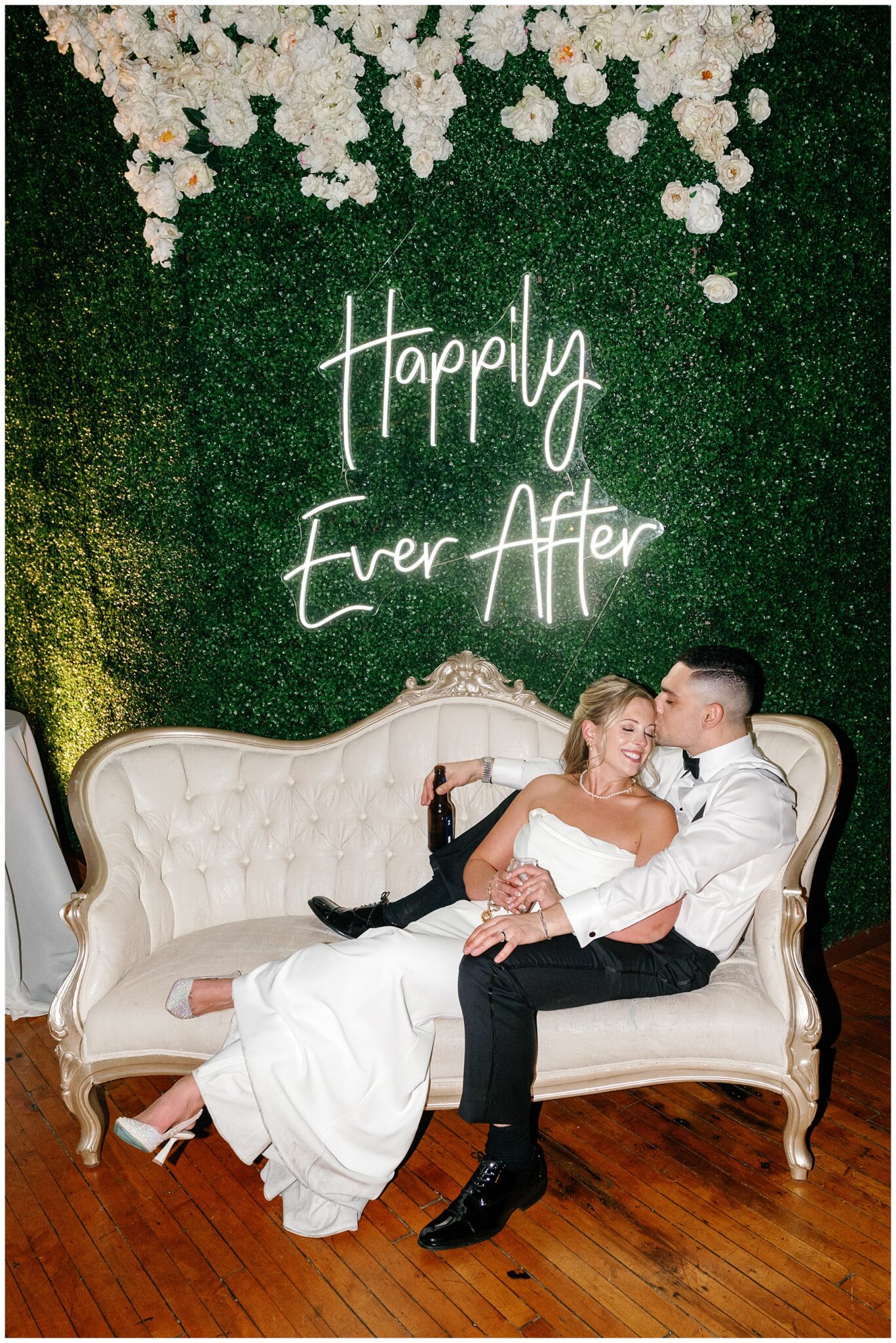 Chatham Armoury Wedding - Chatham, Ontario 36 Jenna and Isaac wedding at the Chatham Armoury Chatham Ontario — photographed by John Lyons Photography